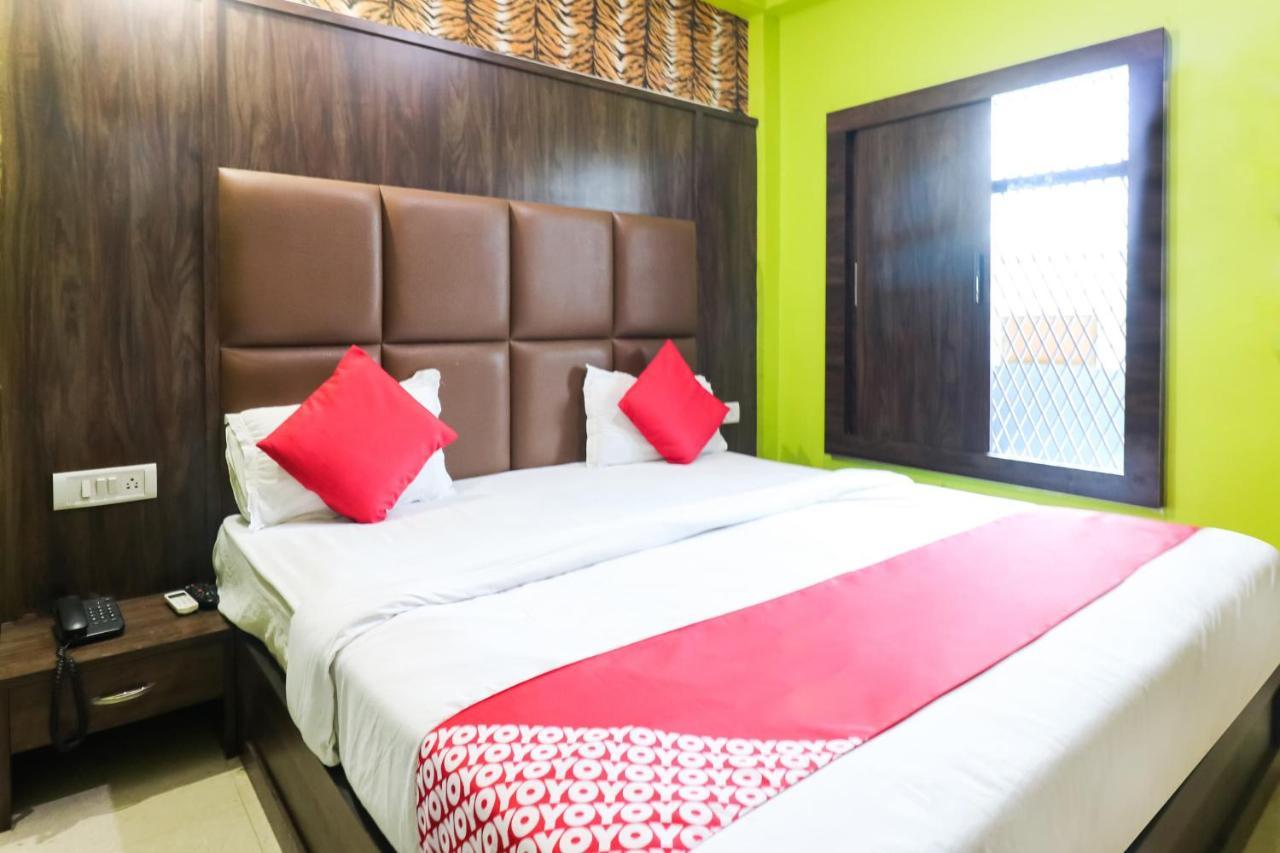 Oyo 6908 Hotel Royal City Āzamgarh 외부 사진